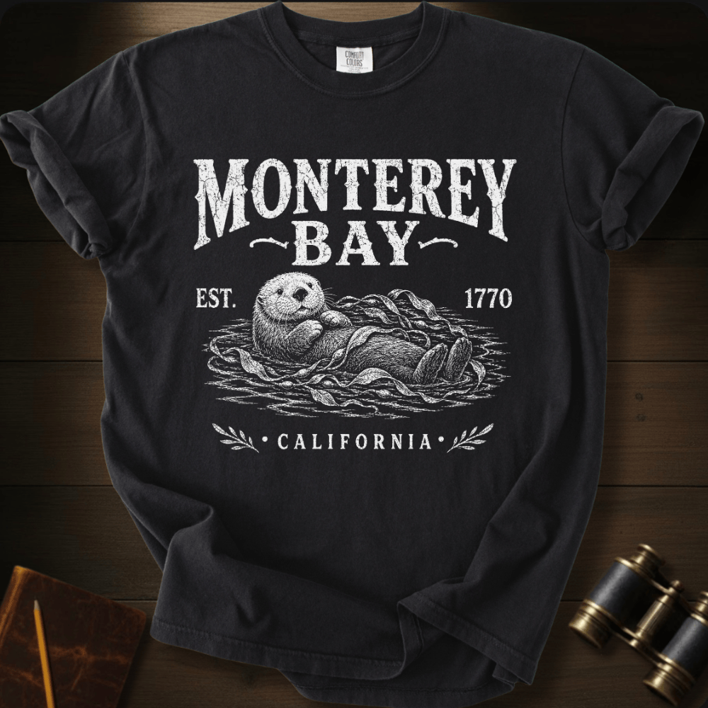 Monterey Bay California - T-shirt