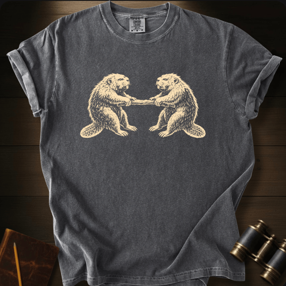 Beaver Tug-of-War - T-shirt