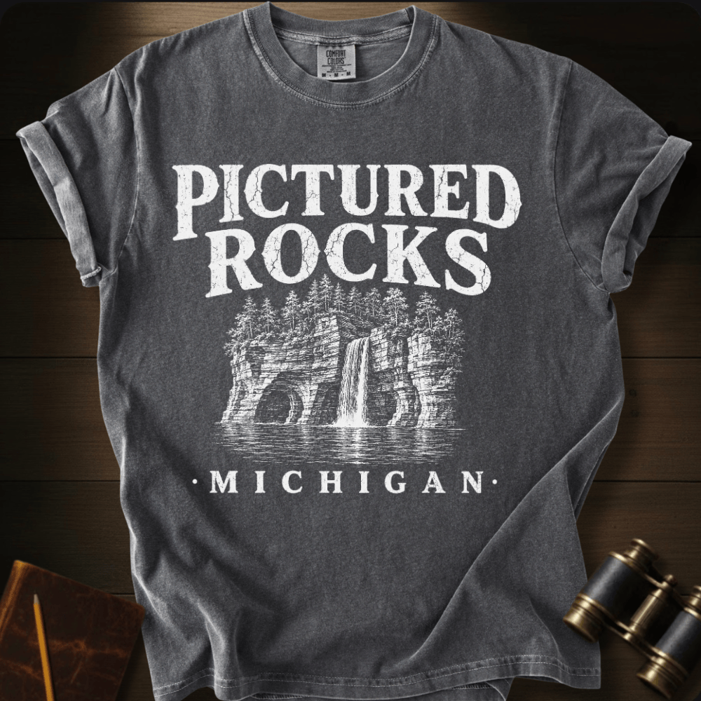 Pictured Rocks Michigan - T-shirt