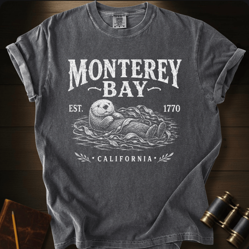 Monterey Bay California - T-shirt