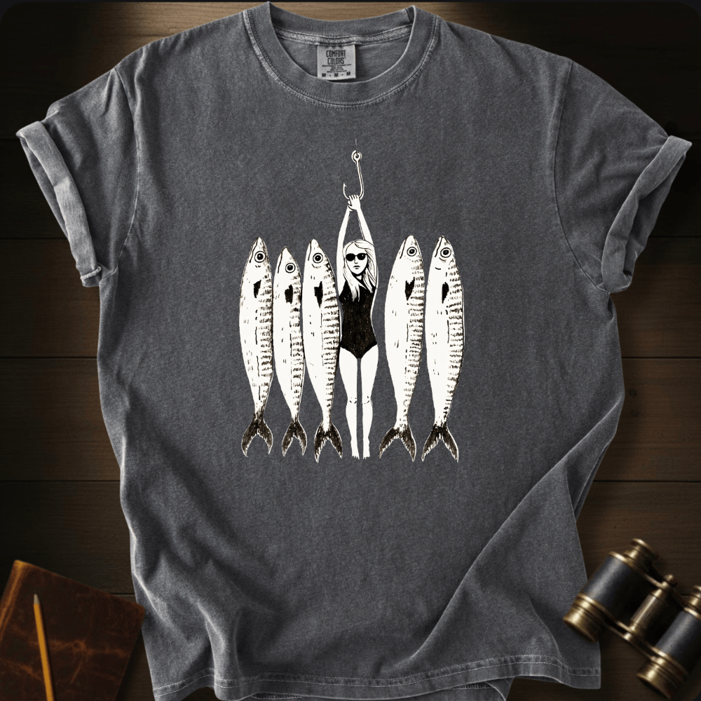 Hooked T-shirt