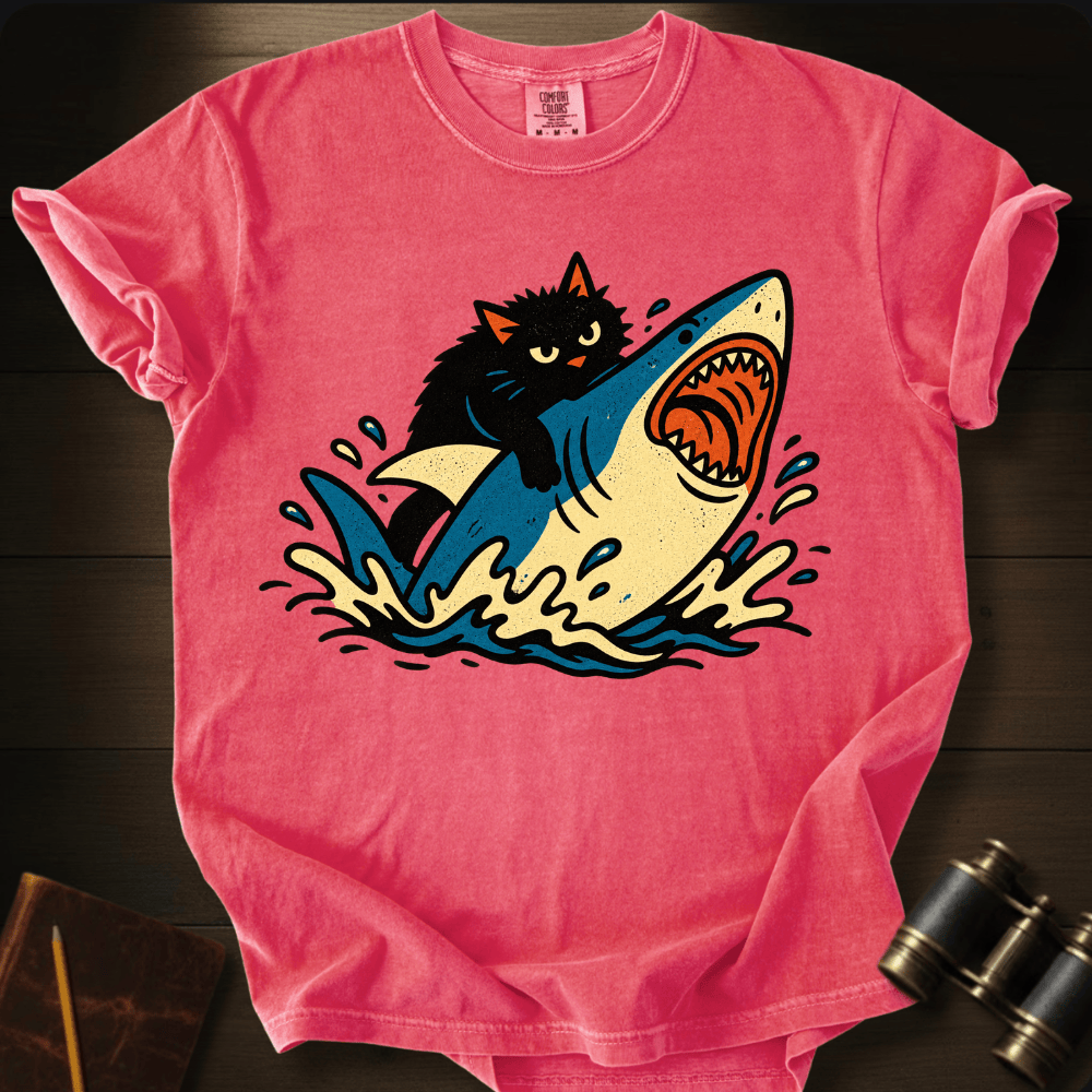 Cat Attack - T-shirt