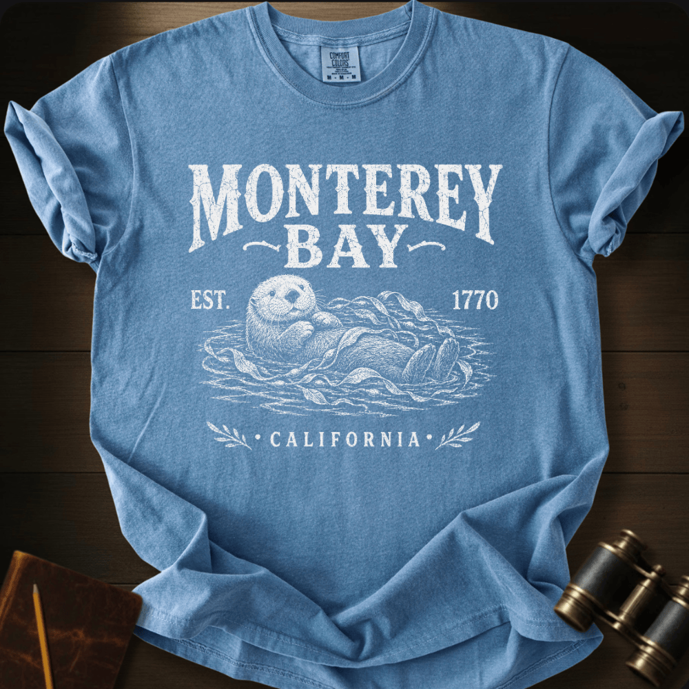 Monterey Bay California - T-shirt