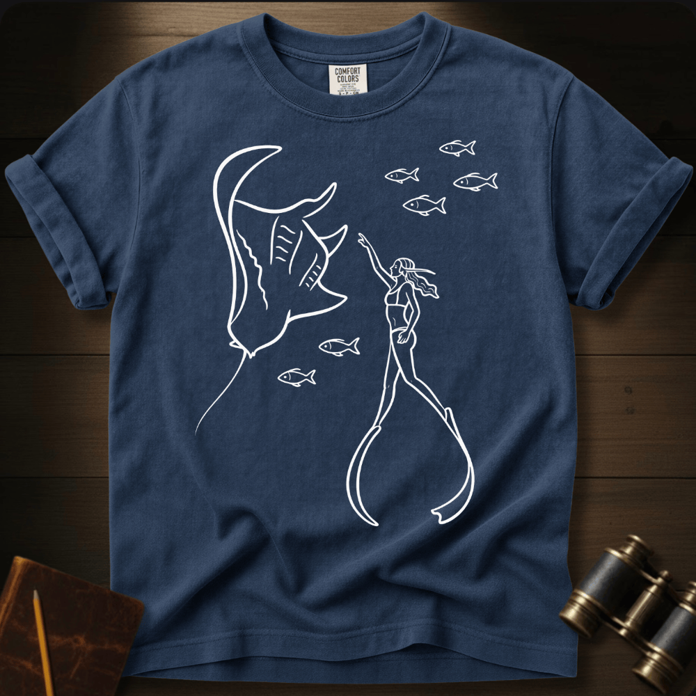 She Moves With the Sea T-shirt