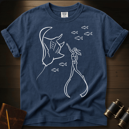 She Moves With the Sea T-shirt