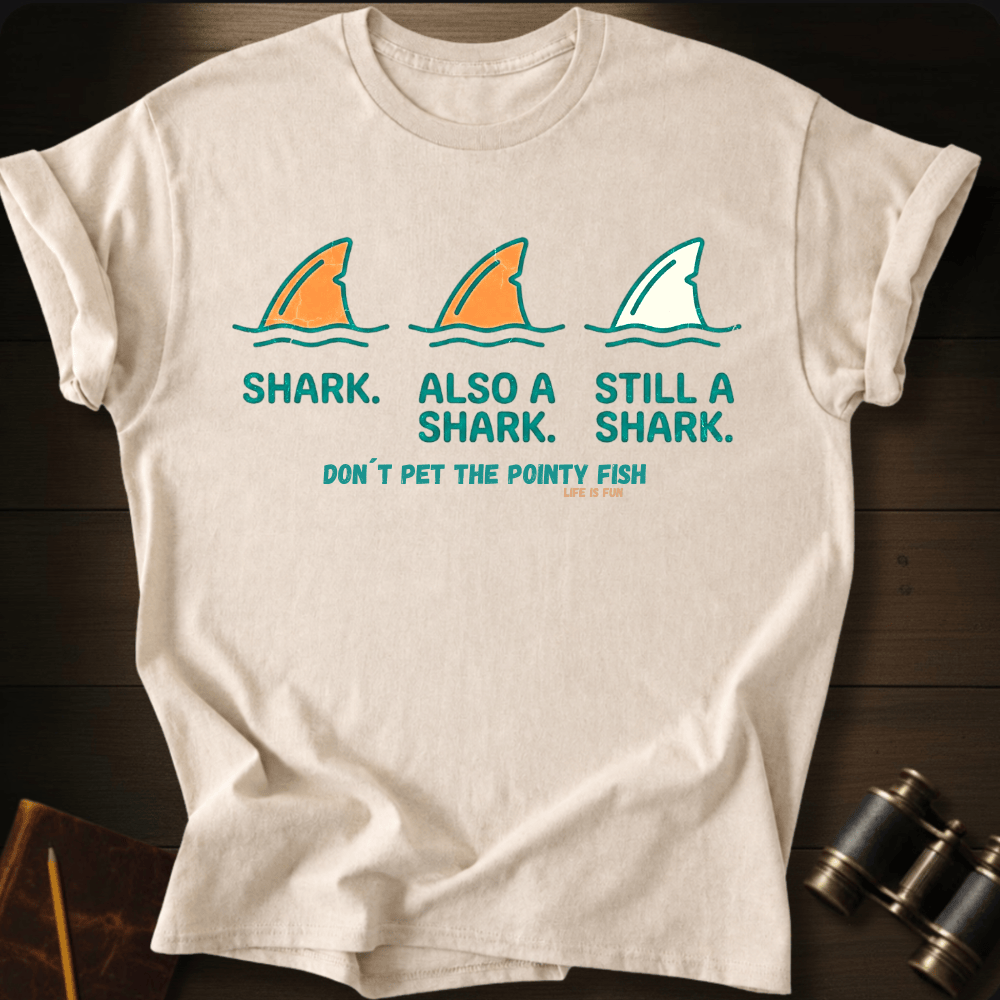 Don´t Pet the Pointy Fish Tee