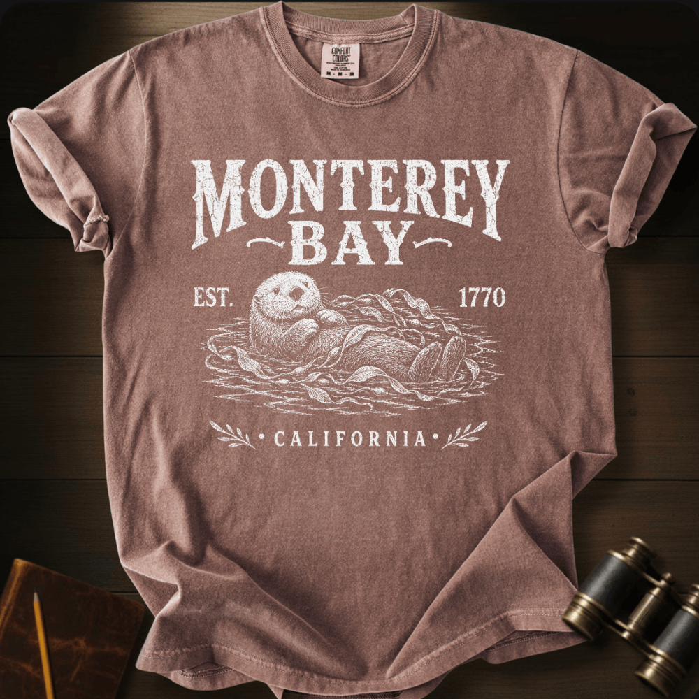 Monterey Bay California - T-shirt