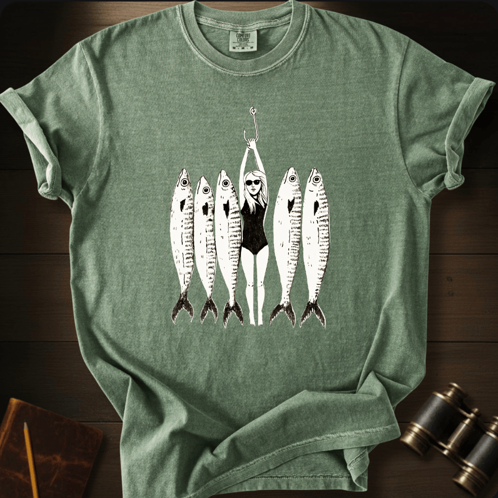 Hooked T-shirt