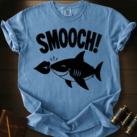 Smooch! T-shirt